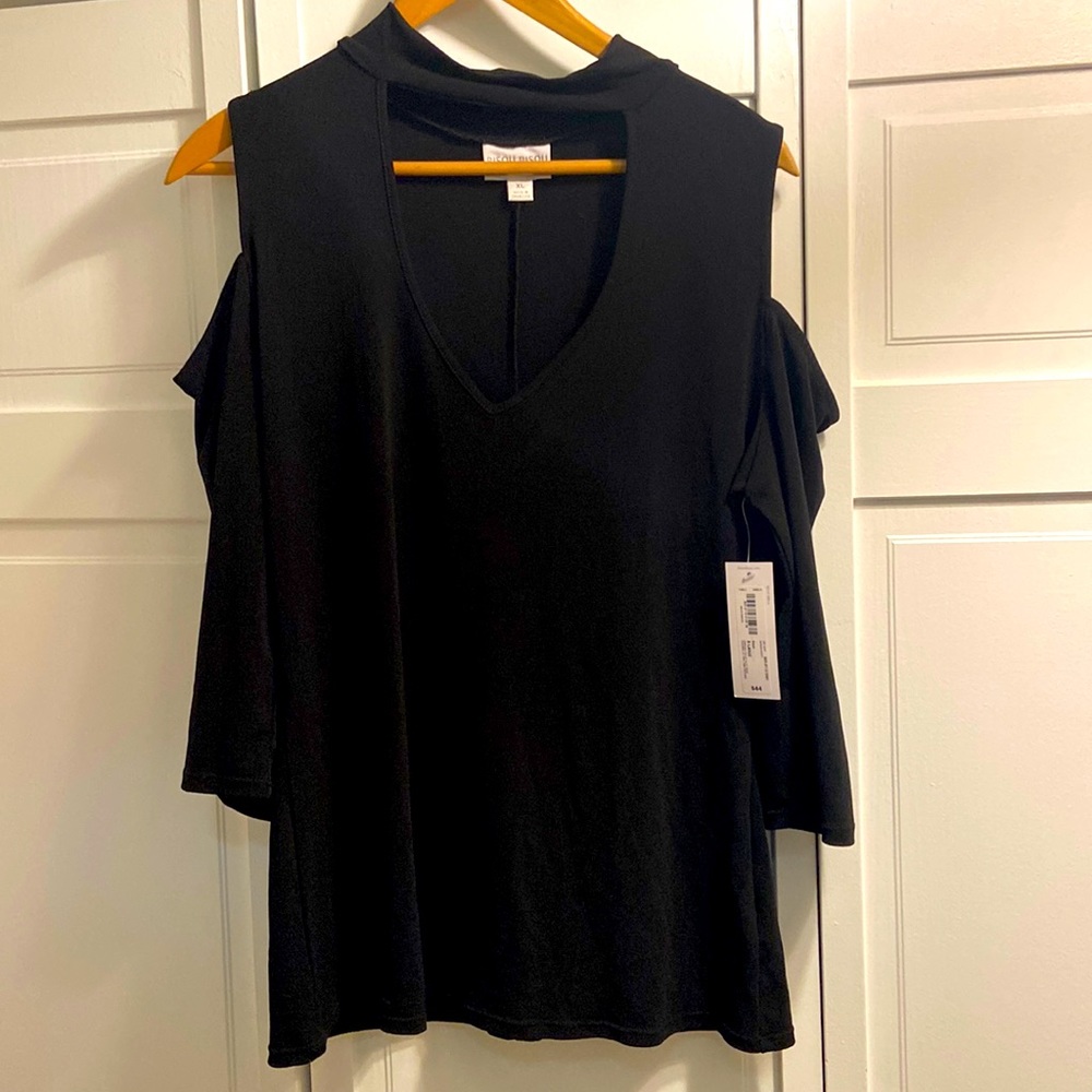 Women’s blouse
